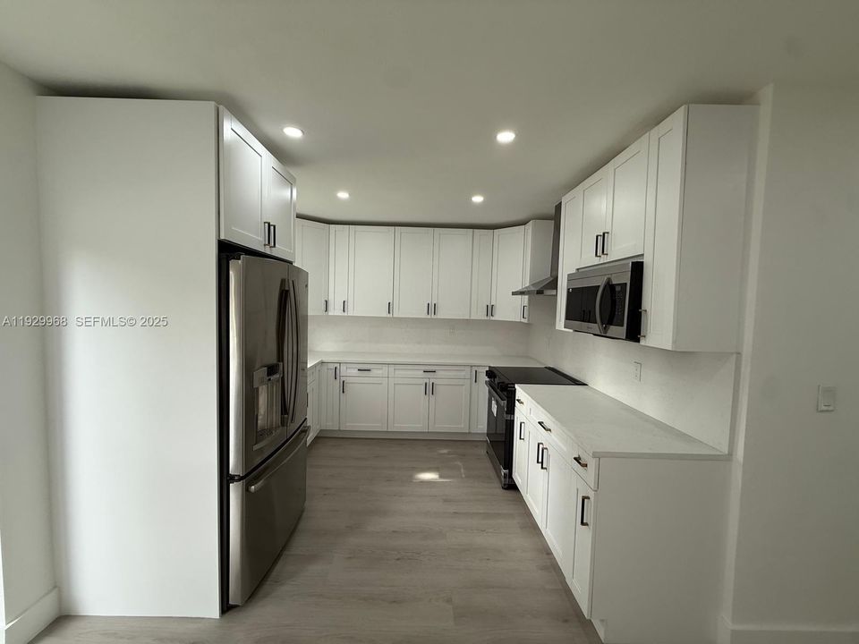 En Venta: $645,000 (2 camas, 2 baños, 770 Pies cuadrados)