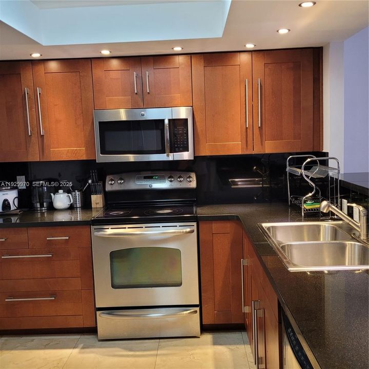 En Renta: $2,300 (1 camas, 2 baños, 1300 Pies cuadrados)