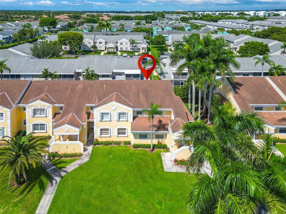 En Venta: $250,000 (3 camas, 2 baños, 1220 Pies cuadrados)