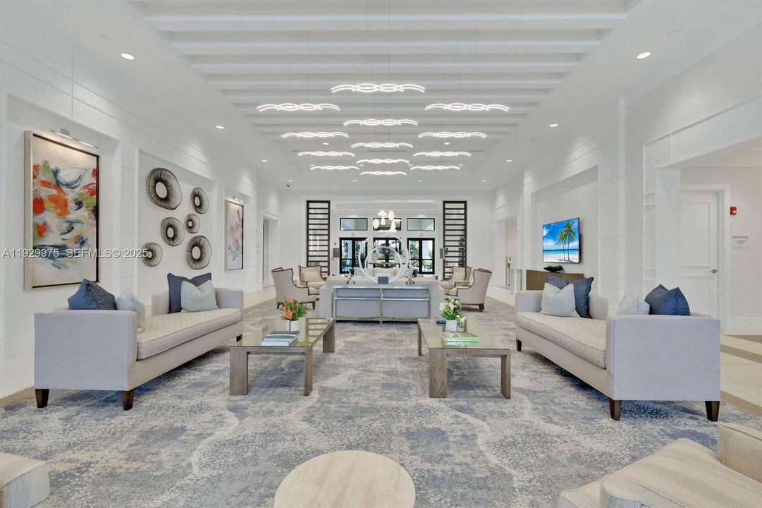 For Sale: $869,000 (3 beds, 3 baths, 2753 Square Feet)