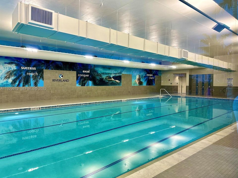 For Sale: $869,000 (3 beds, 3 baths, 2753 Square Feet)