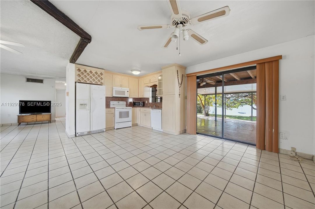 For Sale: $799,000 (4 beds, 3 baths, 1838 Square Feet)