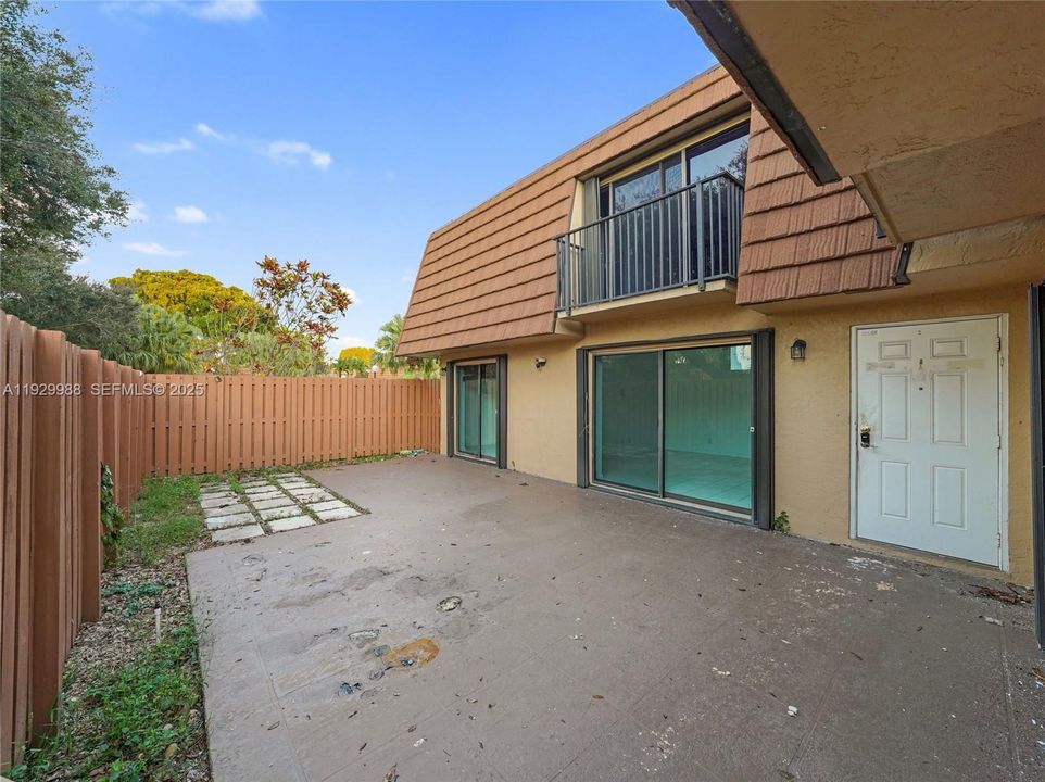 For Sale: $399,000 (3 beds, 2 baths, 1488 Square Feet)