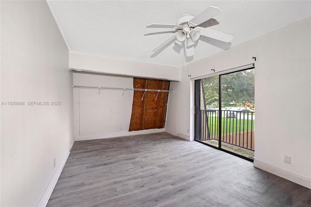 For Sale: $399,000 (3 beds, 2 baths, 1488 Square Feet)