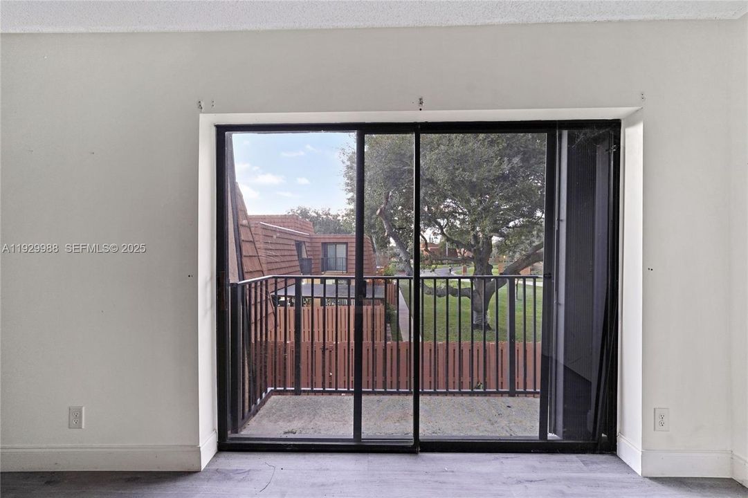 For Sale: $399,000 (3 beds, 2 baths, 1488 Square Feet)