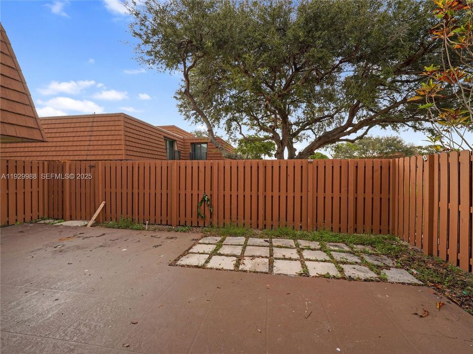 For Sale: $399,000 (3 beds, 2 baths, 1488 Square Feet)