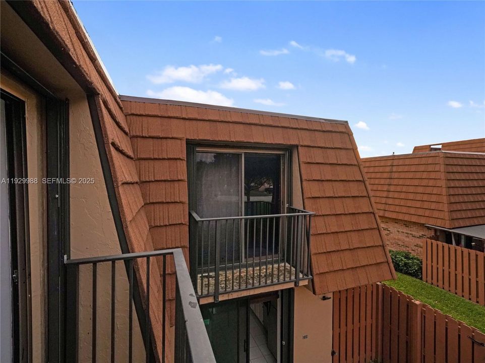 For Sale: $399,000 (3 beds, 2 baths, 1488 Square Feet)