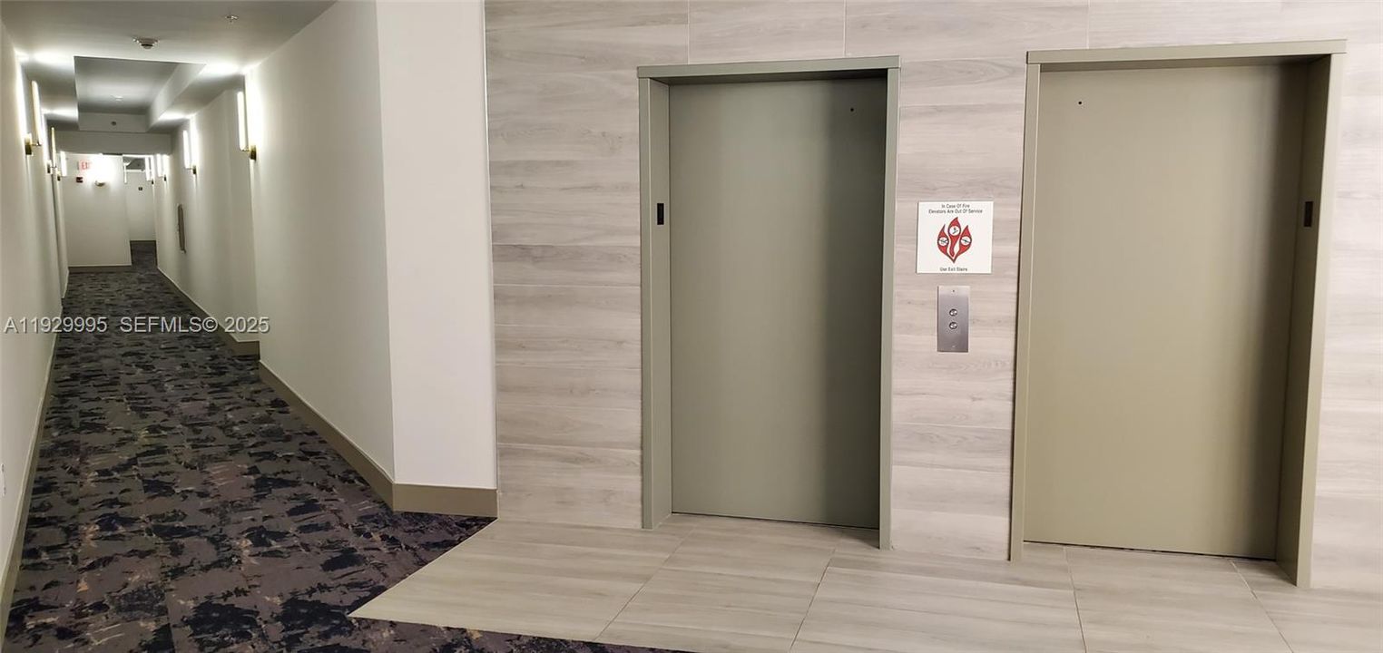 出租: $2,200 (1 贝兹, 1 浴室, 836 平方英尺)