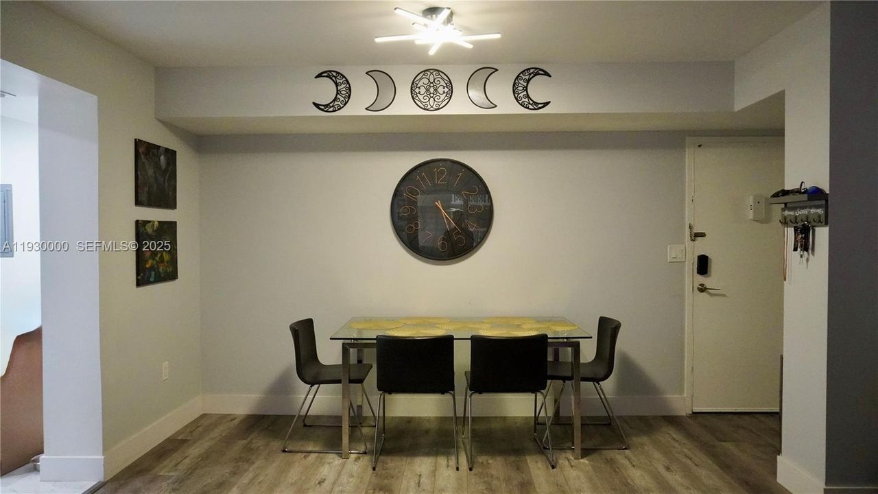 En Renta: $2,700 (2 camas, 2 baños, 1100 Pies cuadrados)