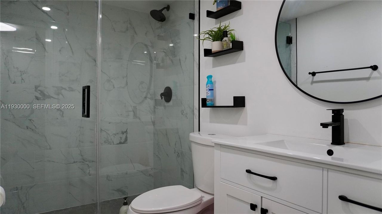 En Renta: $2,700 (2 camas, 2 baños, 1100 Pies cuadrados)