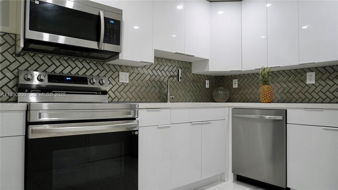 En Renta: $2,700 (2 camas, 2 baños, 1100 Pies cuadrados)