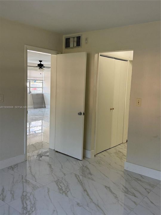 En Renta: $2,400 (2 camas, 2 baños, 1116 Pies cuadrados)