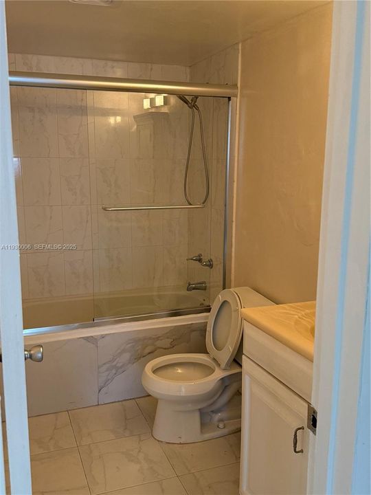 En Renta: $2,400 (2 camas, 2 baños, 1116 Pies cuadrados)