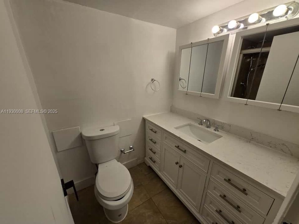 For Sale: $335,000 (2 beds, 2 baths, 1565 Square Feet)