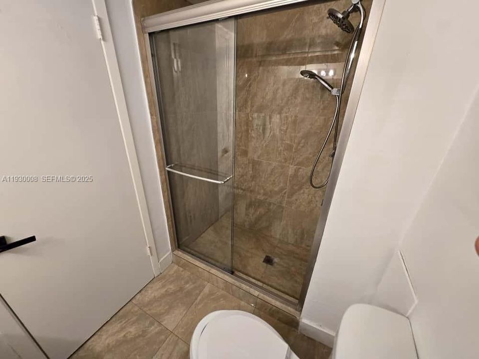 For Sale: $335,000 (2 beds, 2 baths, 1565 Square Feet)