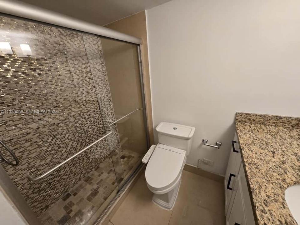 For Sale: $335,000 (2 beds, 2 baths, 1565 Square Feet)