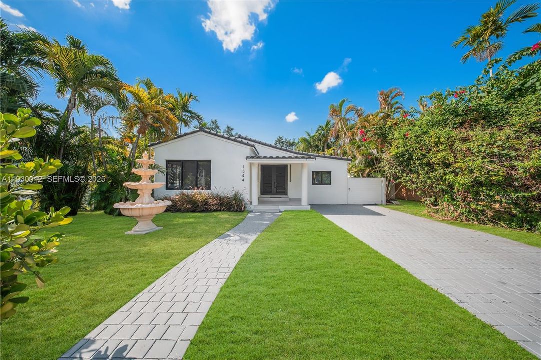 For Sale: $1,490,000 (3 beds, 3 baths, 2857 Square Feet)