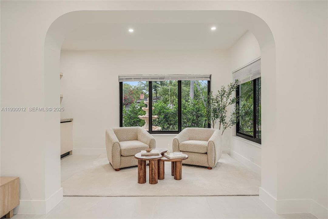 For Sale: $1,490,000 (3 beds, 3 baths, 2857 Square Feet)