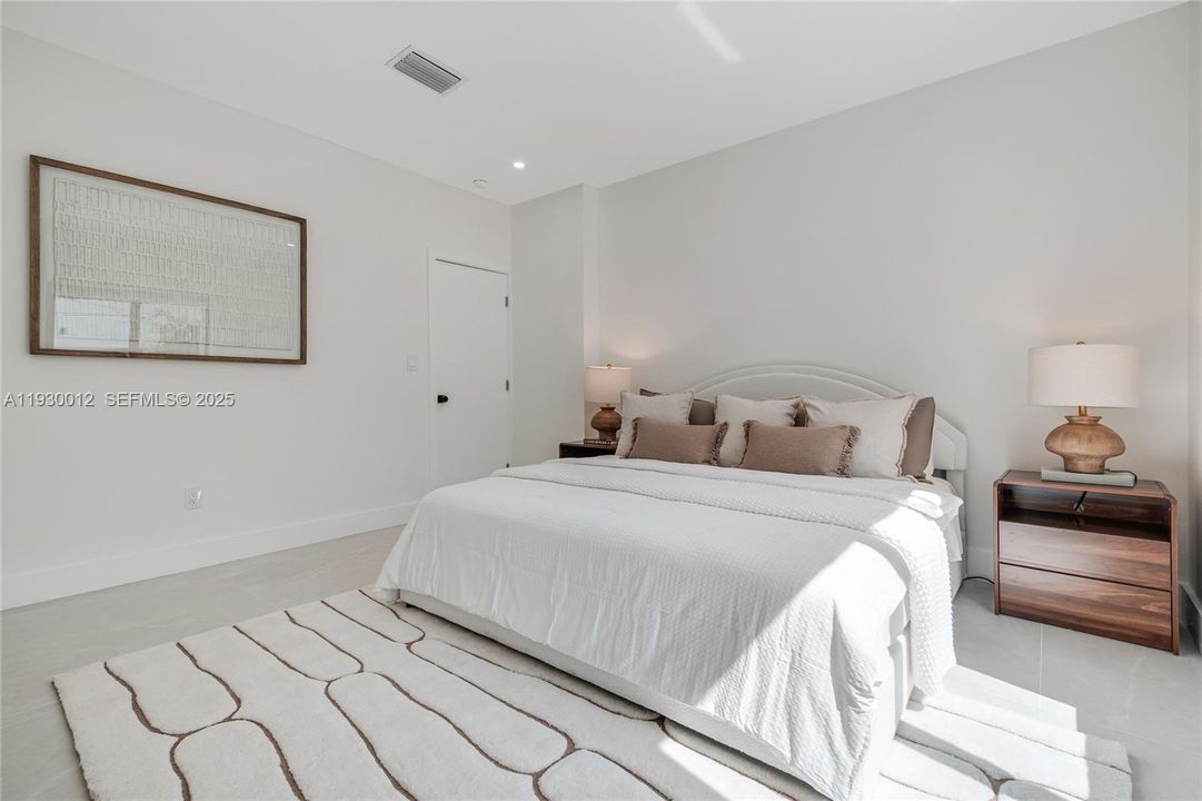 For Sale: $1,490,000 (3 beds, 3 baths, 2857 Square Feet)