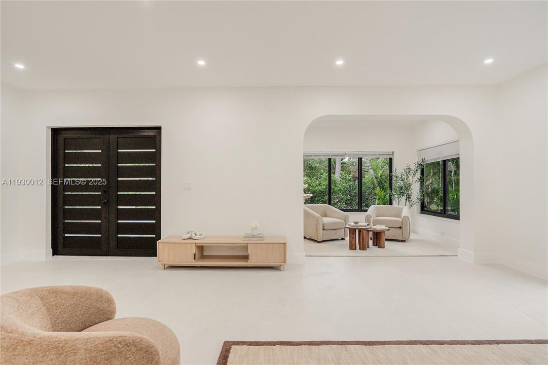 For Sale: $1,490,000 (3 beds, 3 baths, 2857 Square Feet)