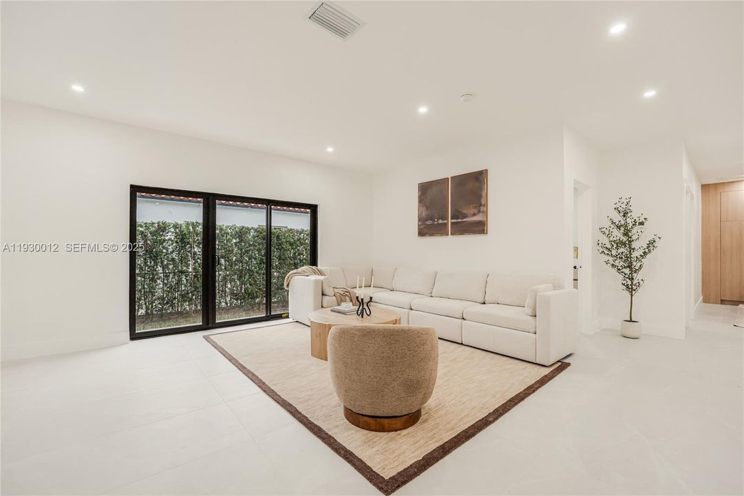 For Sale: $1,490,000 (3 beds, 3 baths, 2857 Square Feet)