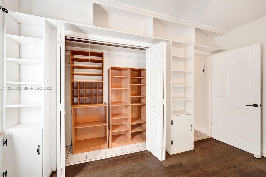 В аренду: $2,950 (2 спален, 2 ванн, 956 Квадратных фут)