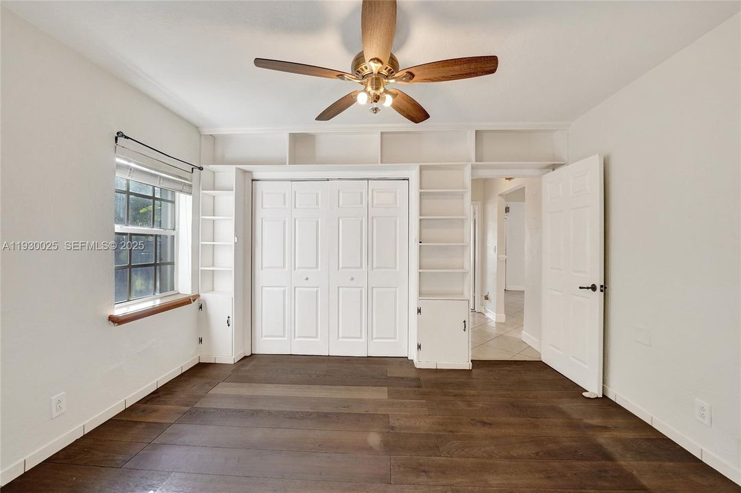 В аренду: $2,950 (2 спален, 2 ванн, 956 Квадратных фут)