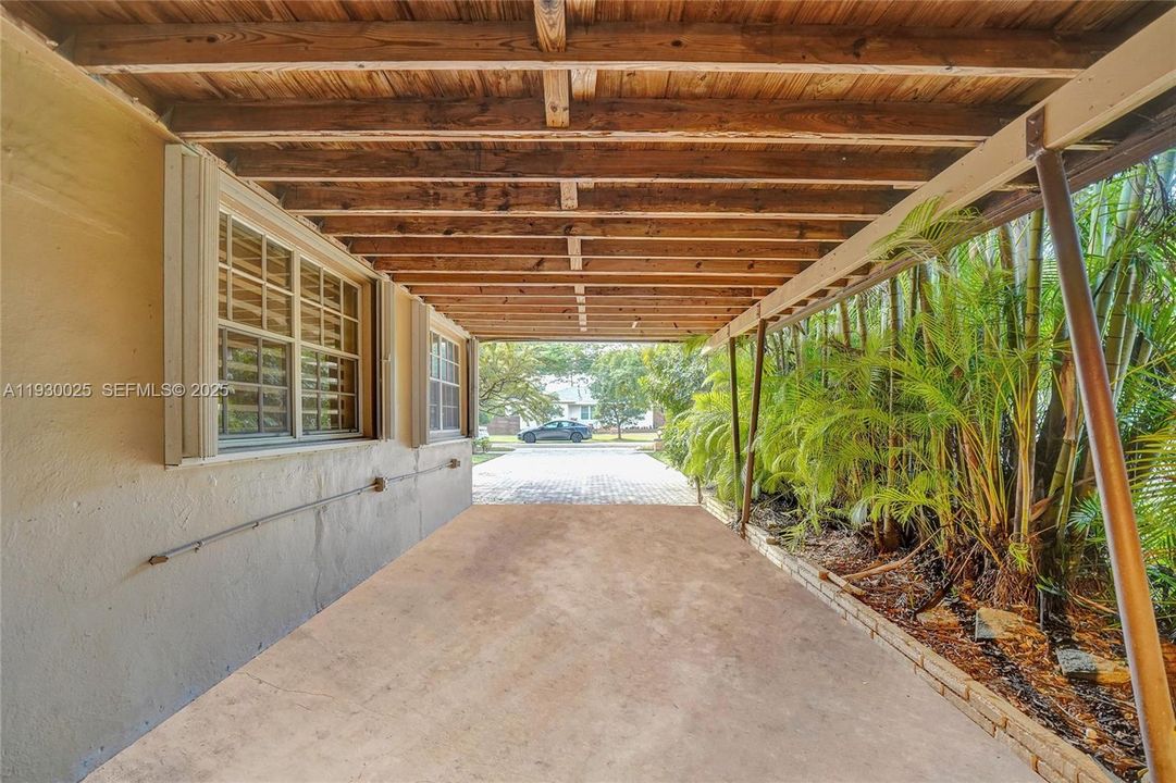 В аренду: $2,950 (2 спален, 2 ванн, 956 Квадратных фут)