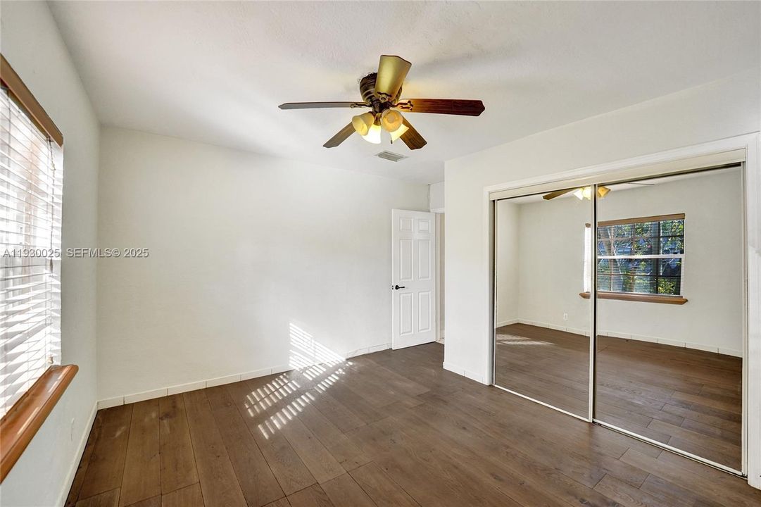 В аренду: $2,950 (2 спален, 2 ванн, 956 Квадратных фут)