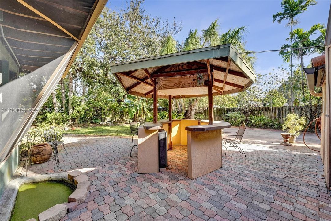 В аренду: $2,950 (2 спален, 2 ванн, 956 Квадратных фут)