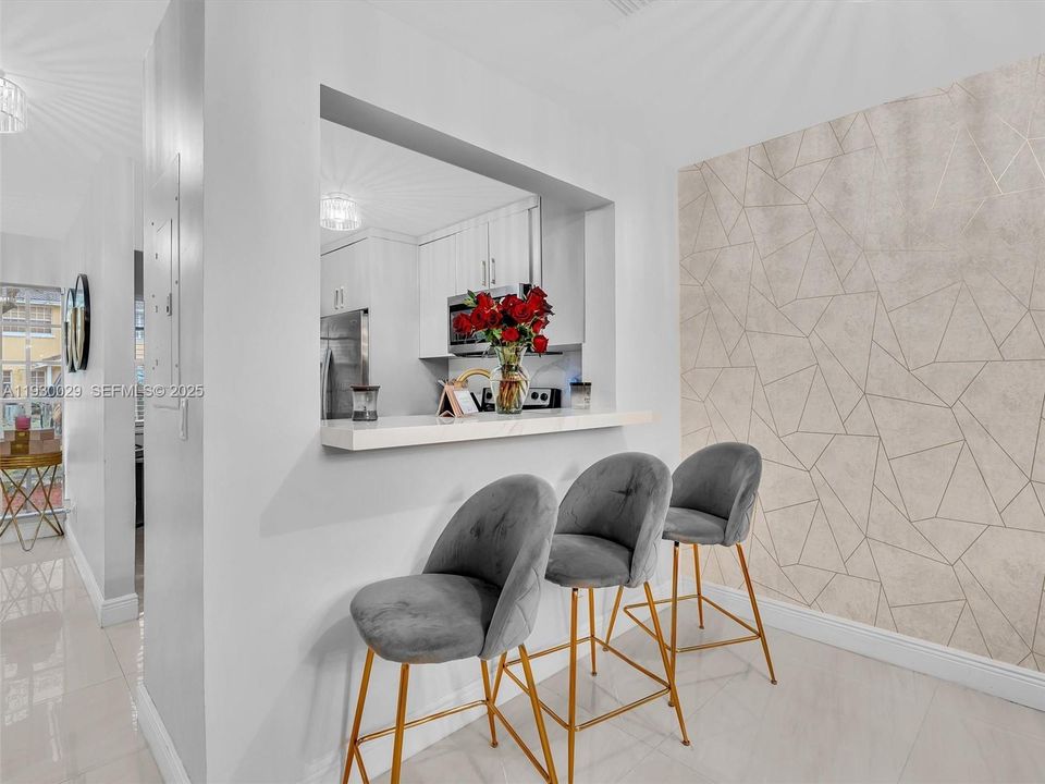 出租: $2,650 (2 贝兹, 2 浴室, 1224 平方英尺)