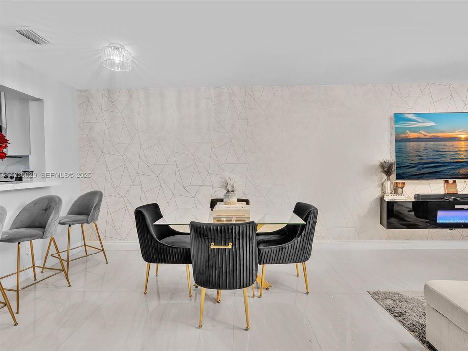 出租: $2,650 (2 贝兹, 2 浴室, 1224 平方英尺)