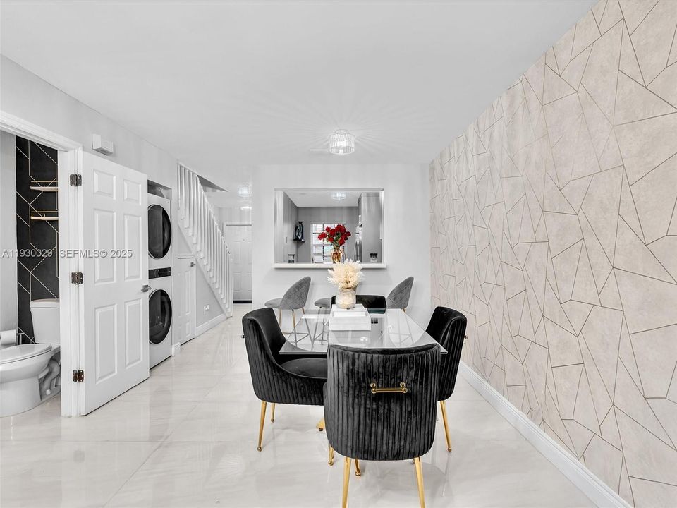 出租: $2,650 (2 贝兹, 2 浴室, 1224 平方英尺)