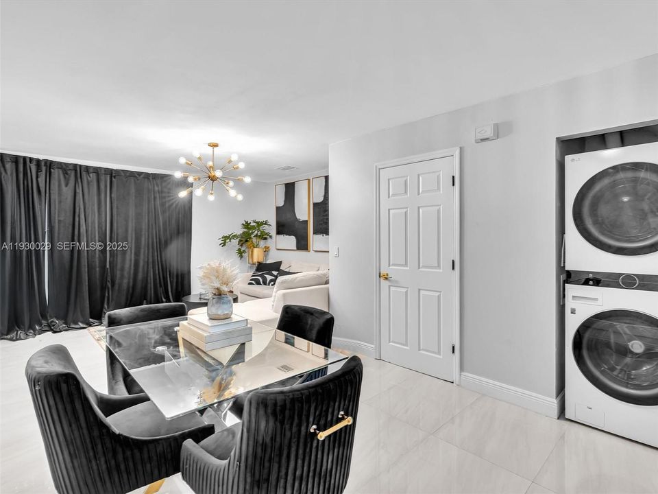 出租: $2,650 (2 贝兹, 2 浴室, 1224 平方英尺)