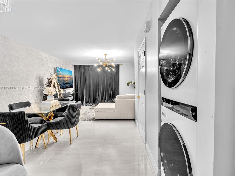 出租: $2,650 (2 贝兹, 2 浴室, 1224 平方英尺)