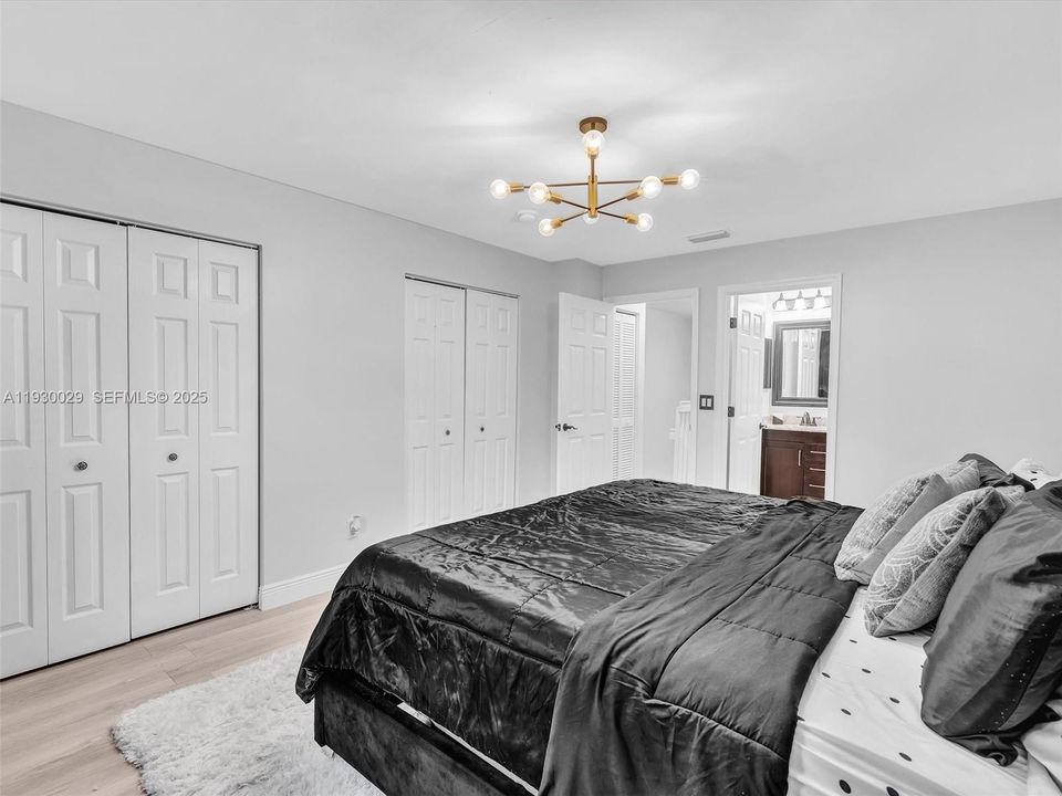 出租: $2,650 (2 贝兹, 2 浴室, 1224 平方英尺)