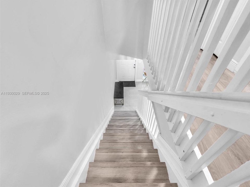 出租: $2,650 (2 贝兹, 2 浴室, 1224 平方英尺)