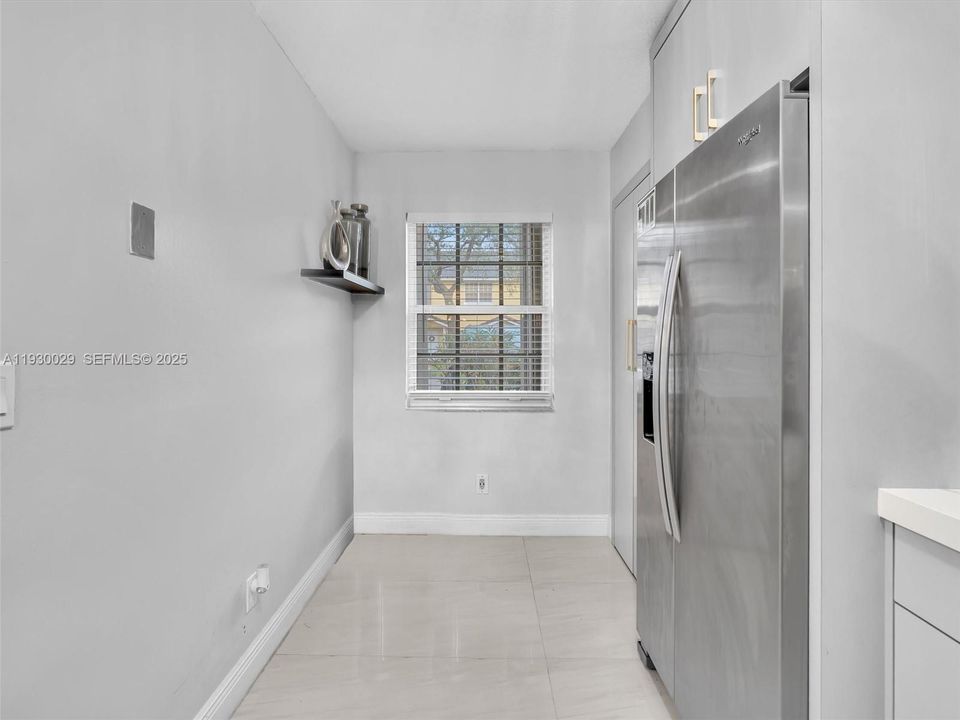 出租: $2,650 (2 贝兹, 2 浴室, 1224 平方英尺)