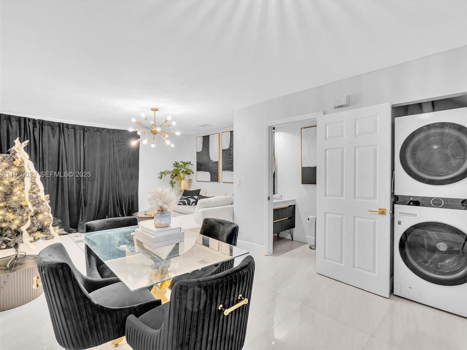 出租: $2,650 (2 贝兹, 2 浴室, 1224 平方英尺)