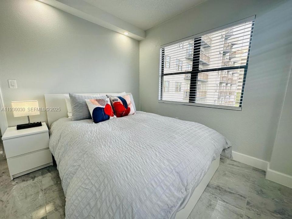 En Venta: $265,000 (2 camas, 2 baños, 0 Pies cuadrados)