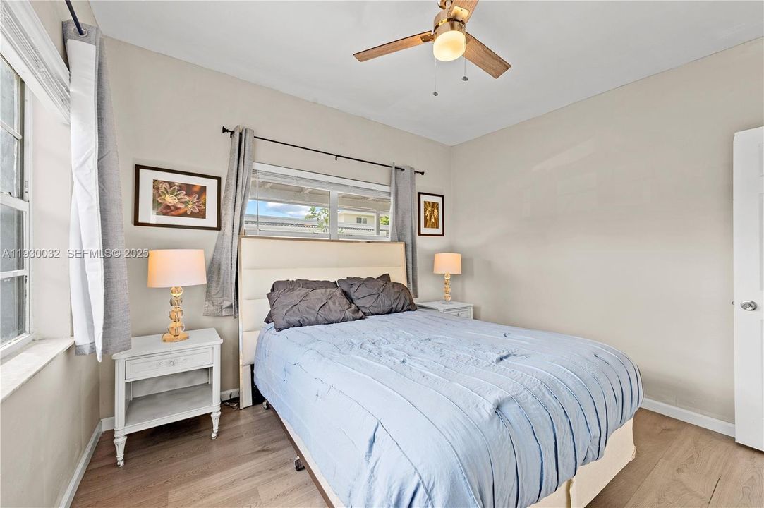 В аренду: $2,095 (2 спален, 1 ванн, 4535 Квадратных фут)