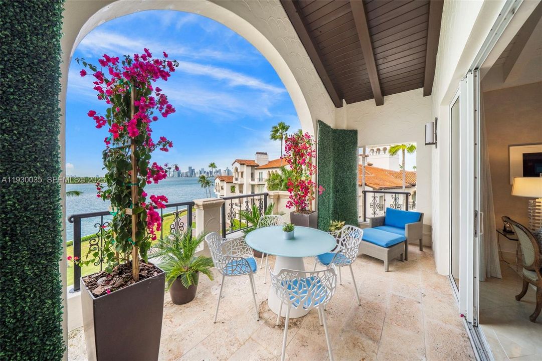 En Venta: $4,500,000 (2 camas, 2 baños, 1912 Pies cuadrados)