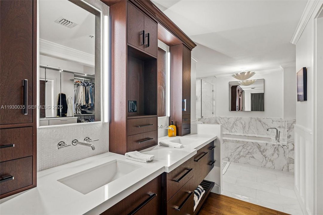 En Venta: $4,500,000 (2 camas, 2 baños, 1912 Pies cuadrados)