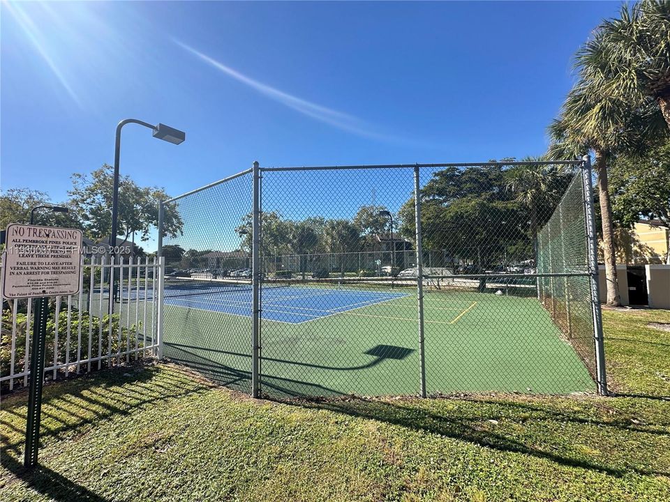 En Renta: $2,025 (2 camas, 2 baños, 1016 Pies cuadrados)