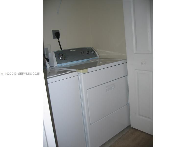 В аренду: $2,350 (3 спален, 3 ванн, 1428 Квадратных фут)