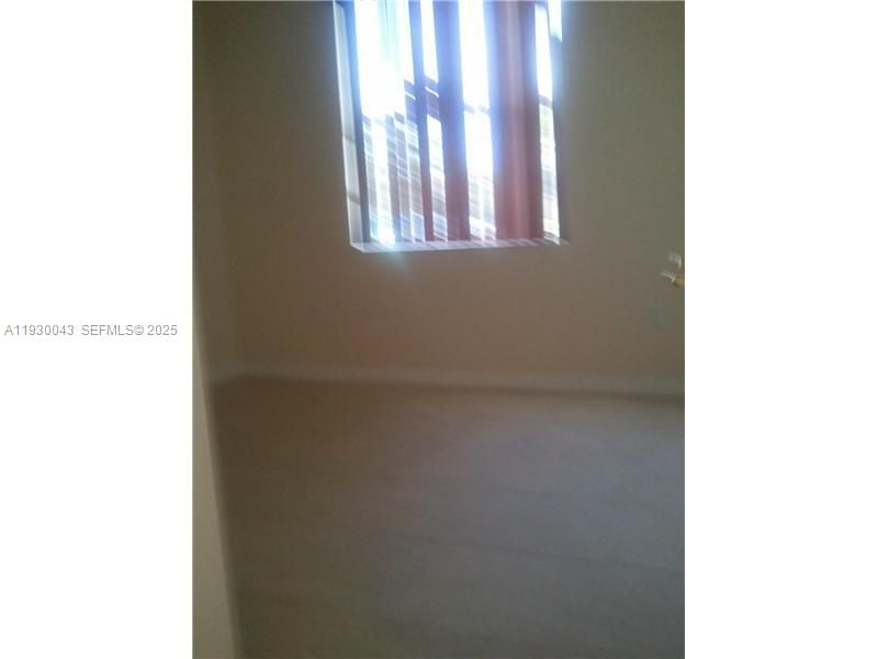 В аренду: $2,350 (3 спален, 3 ванн, 1428 Квадратных фут)