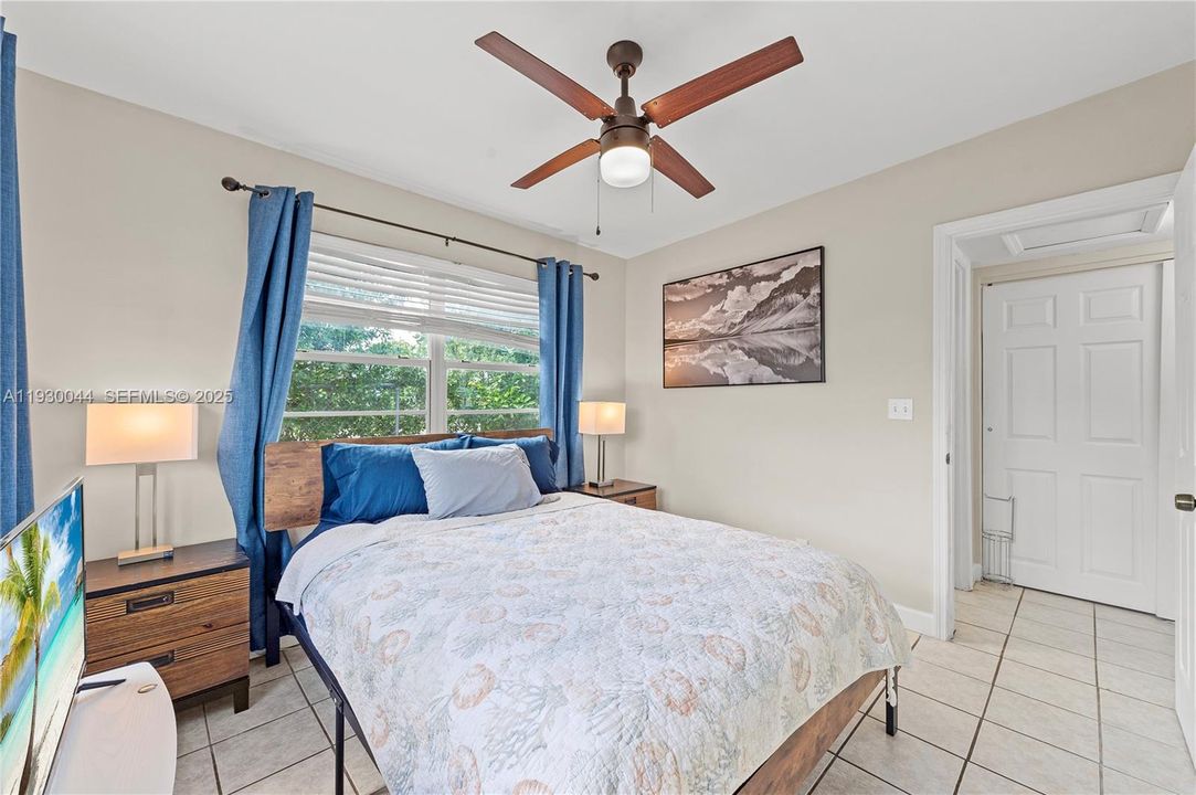 For Rent: $1,795 (1 beds, 1 baths, 4535 Square Feet)