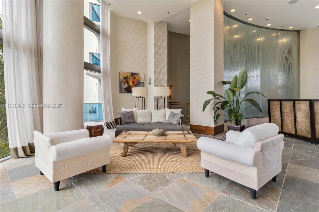 For Sale: $380,000 (3 beds, 2 baths, 1271 Square Feet)