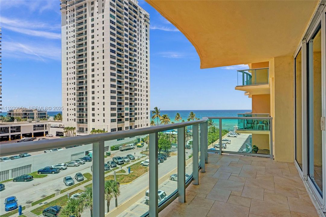 待售: $515,000 (2 贝兹, 2 浴室, 1198 平方英尺)