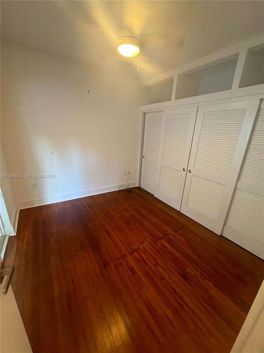 For Rent: $2,395 (1 beds, 1 baths, 375 Square Feet)